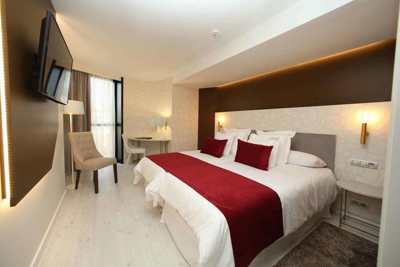 Hotel Cardenal Монфорте-де-Лемос Экстерьер фото