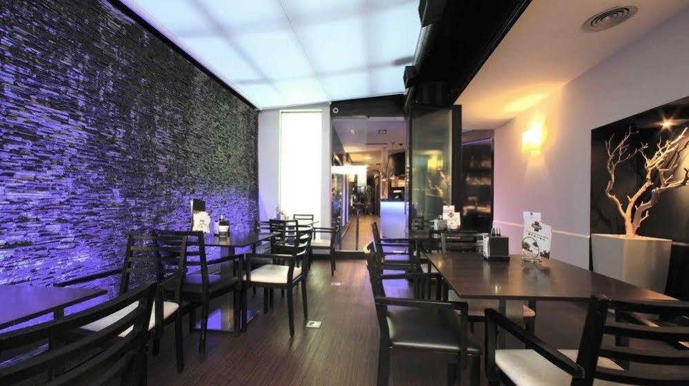 Hotel Cardenal Монфорте-де-Лемос Экстерьер фото